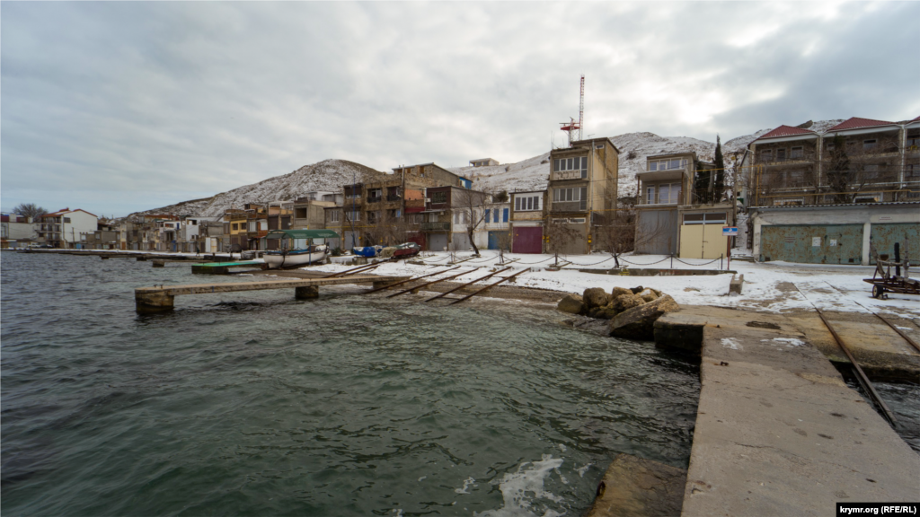 Эллинги местного лодочного кооператива