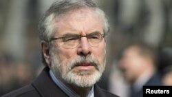 Sinn Fein təşkilatının lideri Gerry Adams