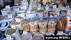 Цены на продукты, овощи и крупы на рынке «Привоз» в Симферополе. Ноябрь 2014 года