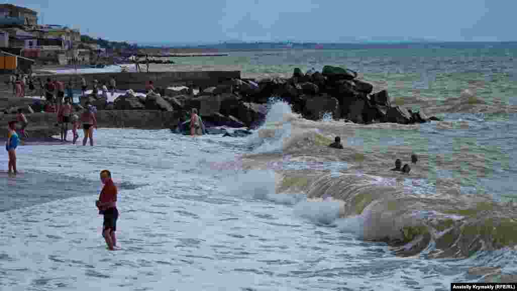 В тот сентябрьский день при двухбалльном волнении моря температура воды превышала +20&deg;С