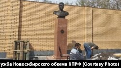 Установка памятника Сталину в Новосибирске